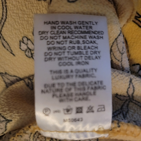 EUC size 8 blouse - Picture 7 of 10